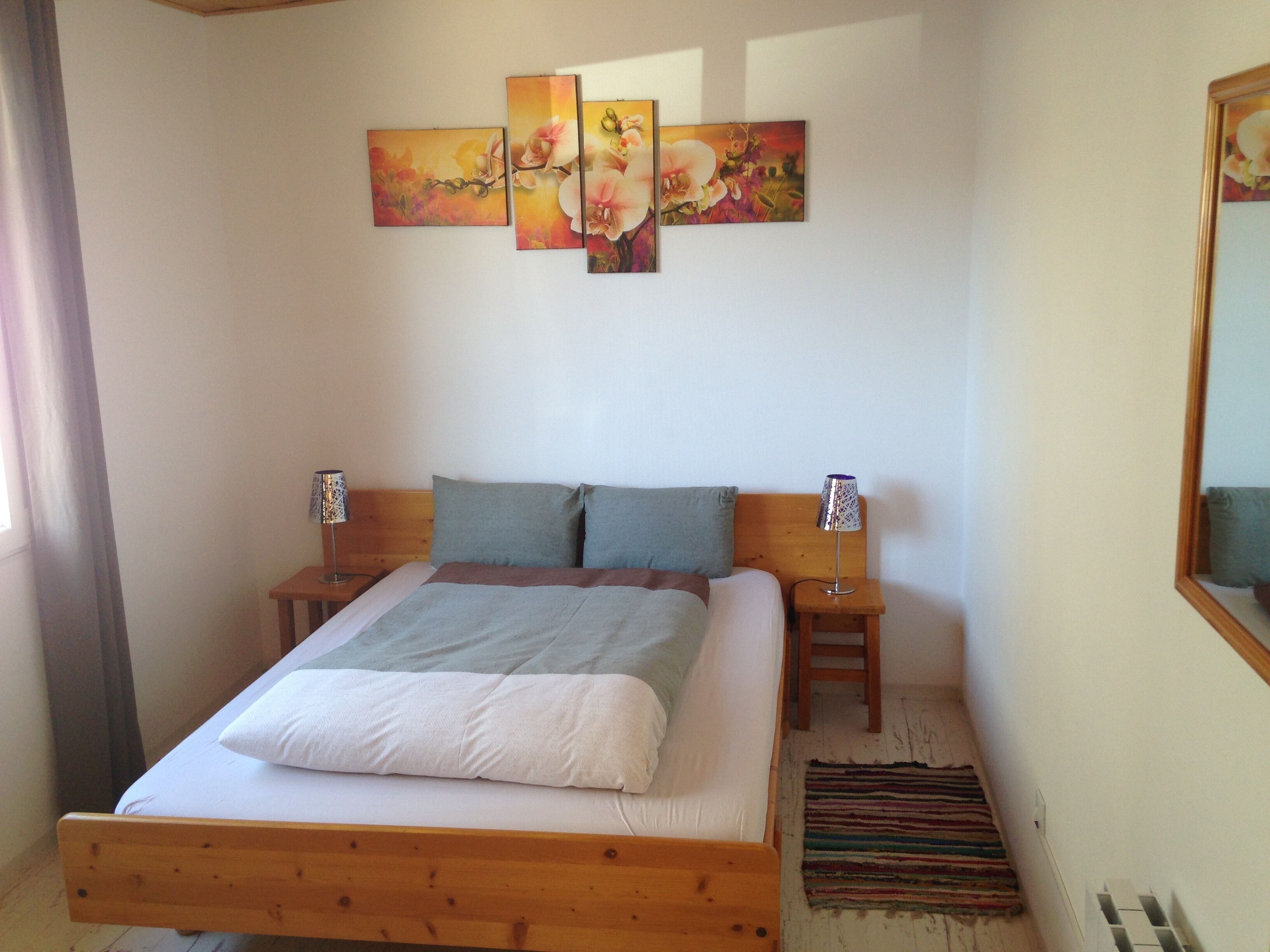 2 dormitorios, tabla de planchar con plancha, wifi y ropa de cama