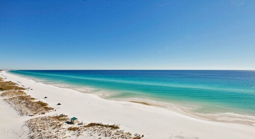 RIGHT ON THE BEACH! AWESOME VIEW! FAMILY FUN! #1402
1002 Highway 98 E DESTIN, FL