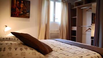 3 Schlafzimmer, Bügeleisen/Bügelbrett, WLAN, Bettwäsche