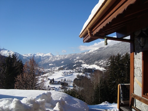 APARTMENT FOR 2 PEOPLE IN QUIET AREA WITH TERRACE (3 stars)