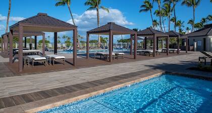 Prime Location, Unit H-102, Oceanfront next to pool.