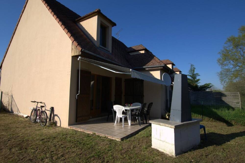 Gîte Le Port Mesnil - At the foot of the Lake and the Port