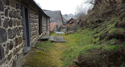 Pour les passionnés de randonnées et/ou de sports d'hiver SANCY/SUPER BESSE