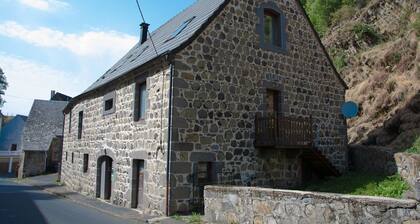 Pour les passionnés de randonnées et/ou de sports d'hiver SANCY/SUPER BESSE