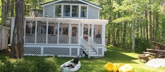 Front lukket skærm Porch Facing Lake har en se gennem tag