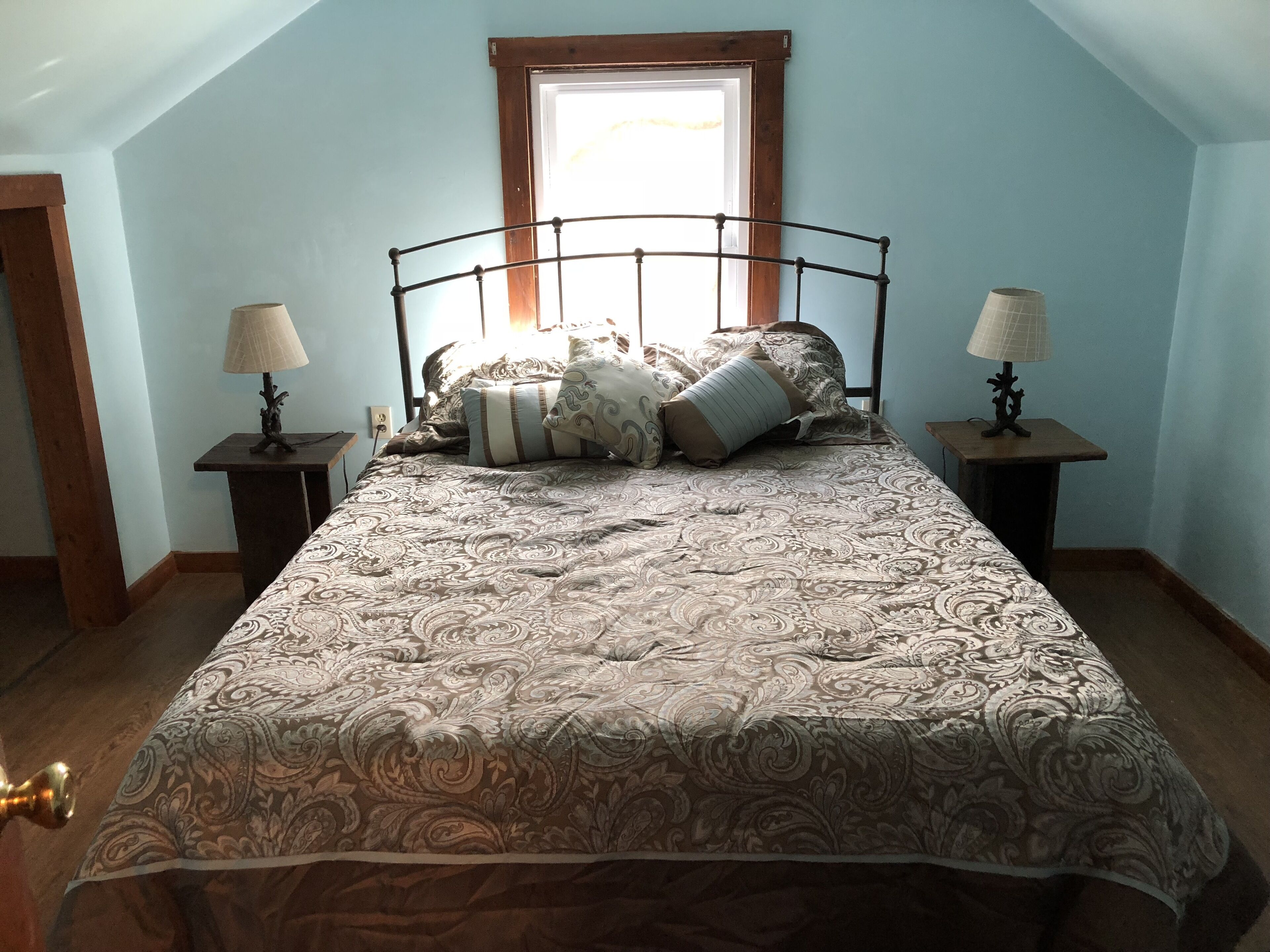 2 Schlafzimmer, Bügeleisen/Bügelbrett, Reisekinderbett, Bettwäsche