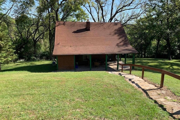 Front of Lane House