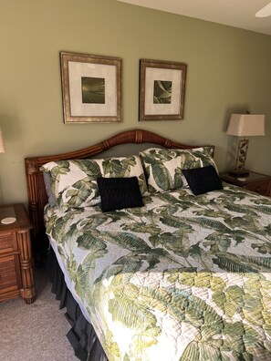 2 slaapkamers, een strijkplank/strijkijzer, gratis wifi, beddengoed