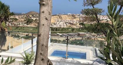 VILLA VUE GOLF et MER -piscine - sécurité enfants
* RABAIS 2026 *