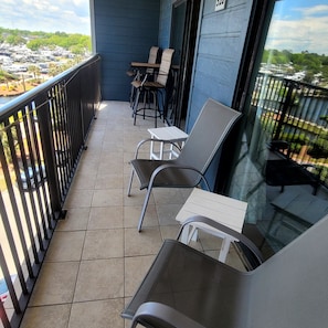 Property grounds - Rates just reduced 150 per night summer rate! Clean condo-sandy beach (Myrtle Beach)