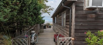 Ocean Beach Bayview Cottage