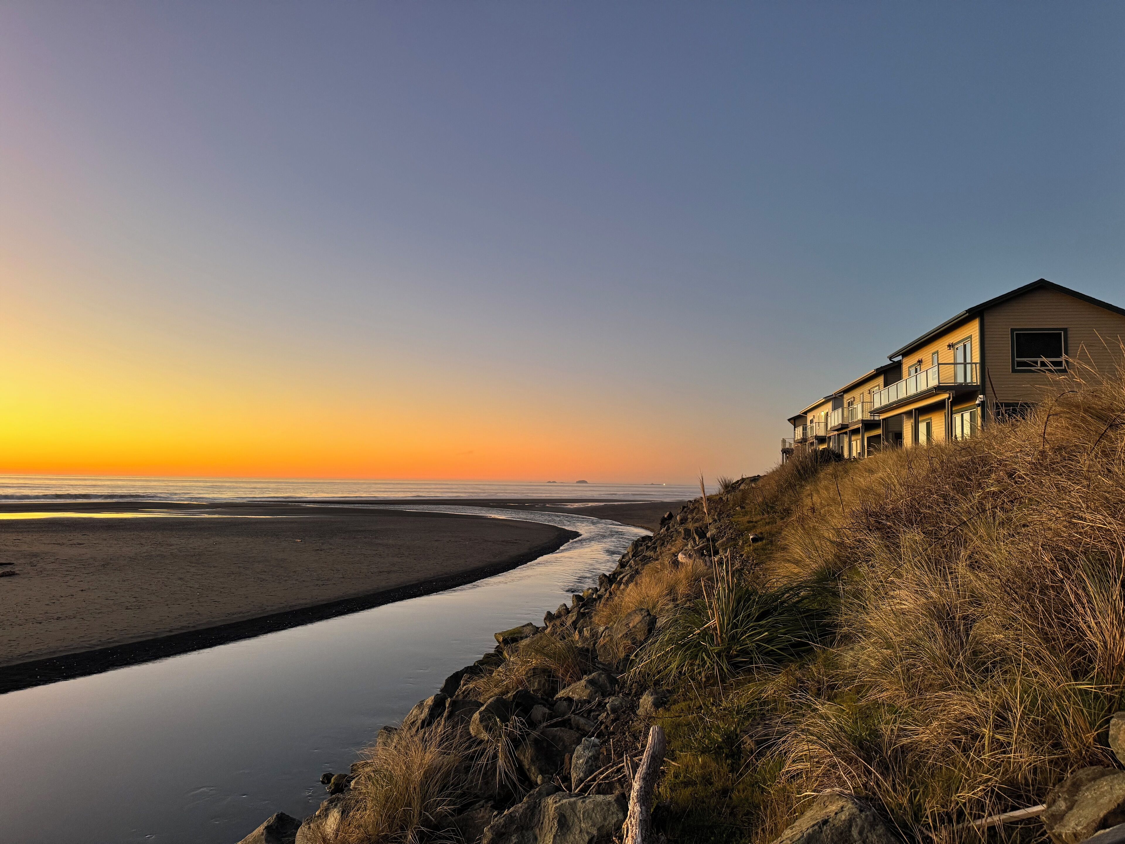 Plage à proximité, chaises longues