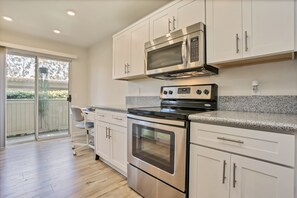 Fridge, microwave, oven, stovetop - Luxurious Condo at Monarch Beach  (Dana Point)