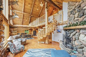 Interior - Luxurious Rustic Cabin Getaway on Loon Lake.   (Vergas)