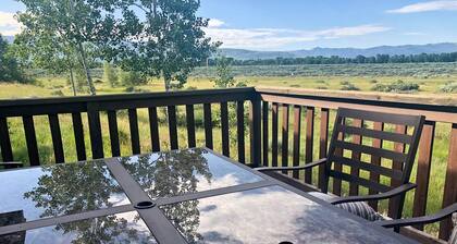 Teton Valley Home on 5 Secluded Acres, Hot Tub, Views, 5 min from Town