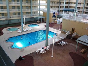 Opvarmet pool