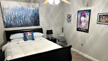 1 habitación, escritorio, tabla de planchar con plancha y wifi gratis