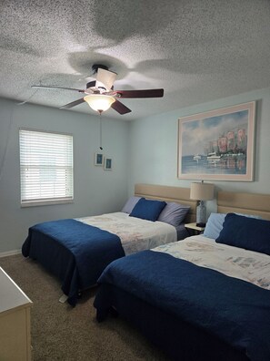 2 bedrooms, iron/ironing board, travel cot, free WiFi