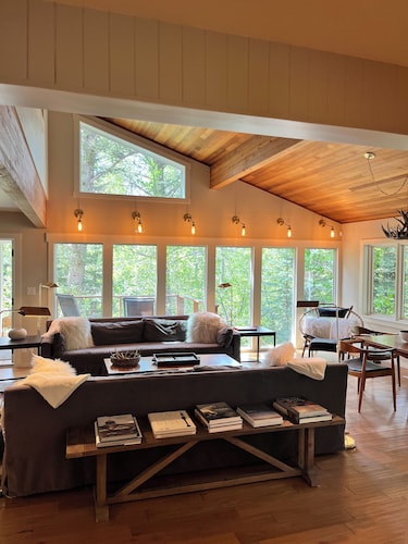 Ski-In Family Lodge w/ Hot Tub, Game Room, Sauna & Designer Interiors