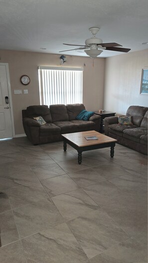 Smart TV, lettore DVD