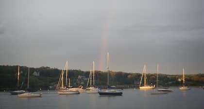 On a quiet, narrow Lane walking distance to all amenities