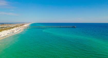 Beautiful Condo on a BEAUTIFUL BEACH!!