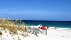 Beach nearby, sun-loungers, beach towels