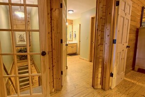 Interior - LAKEFRONT, MTN VIEW, HOT TUB, POOL TABLE, FIREPIT, PROJECTOR, DOGS OK, 3BD AVAIL (Blue Ridge)