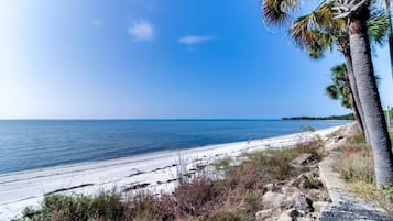 Beach nearby, beach towels