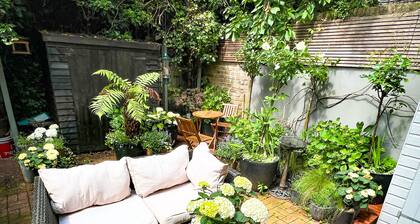 Why rent a flat? Stay in a historic Victorian Cottage w/ Private walled Garden
