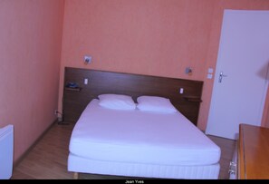 1 bedroom, iron/ironing board, WiFi