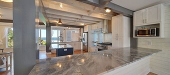 Ocean Front Pool, Beach House pour 10 personnes près du village