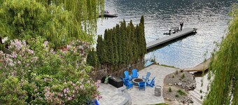 Perfect family vacation home with 100 feet of private lakefront 