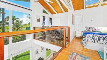 1 bedroom, iron/ironing board, travel cot, free WiFi