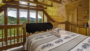 7 bedrooms, iron/ironing board, travel crib, WiFi