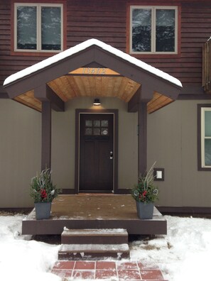 Exterior detail - 5 bedroom 3 bath near playground & parks to hike bike and ski.  Newly renovated (Duluth)