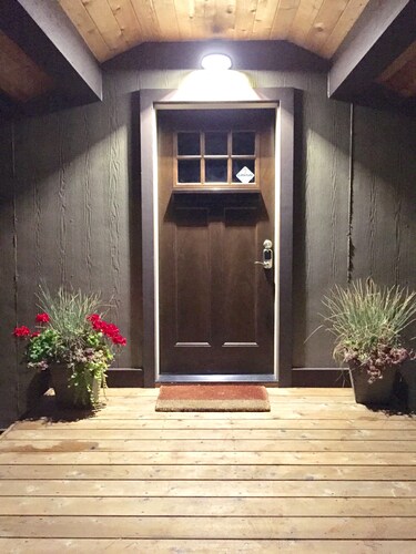 5 bedroom 3 bath near playground & parks to hike bike and ski.  Newly renovated