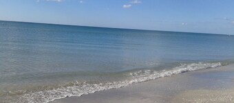 3 Soverom 2 baderom Hus bare 8 minutters kjøretur til vakre Indian Shores Beach