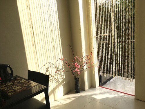 Appartement privé confortable - à pied du centre-ville