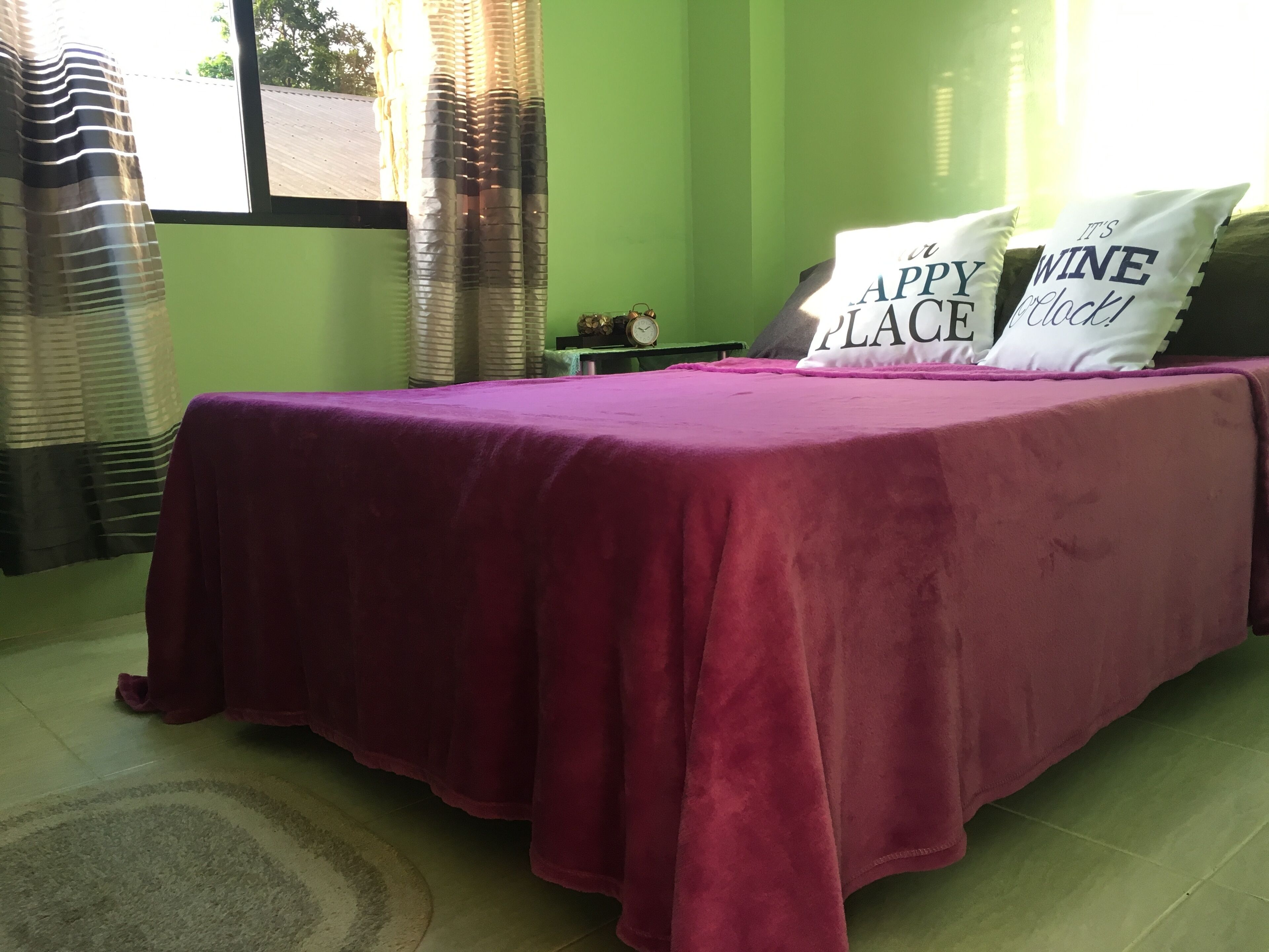 1 bedroom, internet, bed sheets