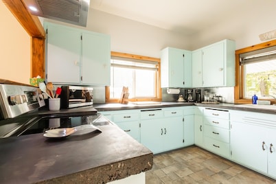 House - Wooded Home Near Olympic National Park