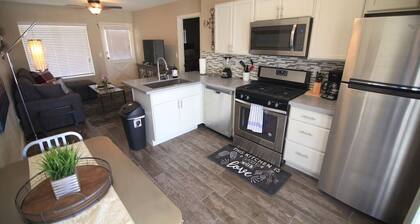 Voxna · 35% Off Fall Special - Cozy Townhouse By Strip