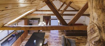 Ah!! Peace & Nature among the pines-65 miles to Grand Canyon & 25 to Flagstaff