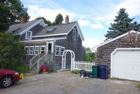 Exterior - Family-friendly home (Biddeford)