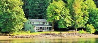 Hideaway at Cannery Point 'True Puget Sound Waterfront'