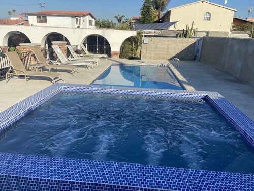 Located one block from Rosarito Beach Hotel, beach, clubs, shops and more...