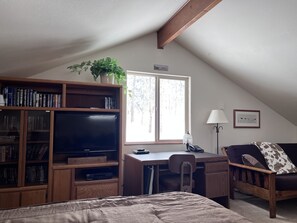 2 habitaciones, escritorio, wifi gratis y ropa de cama