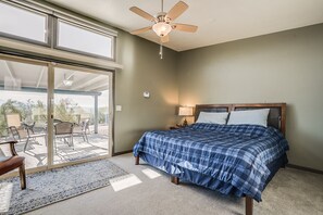 2 bedrooms, desk, iron/ironing board, free WiFi