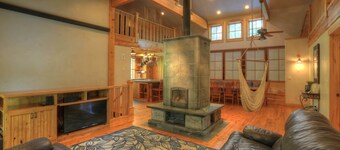 Canyon Lodge Schöne 10 Hektar in der Nähe der Stadt (10 Personen)