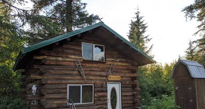 Jack London’s Cabin Genuine Alaskan Log Cabin built by owners! Self-check in